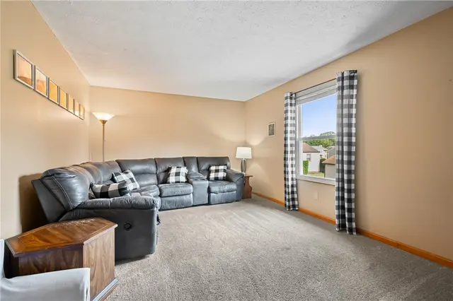 3525 Countrywood Dr gallery image 11
