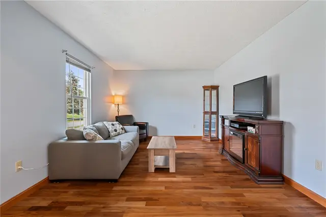 3525 Countrywood Dr gallery image 20