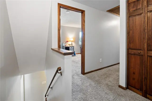 3530 Woodlake Dr gallery image 6
