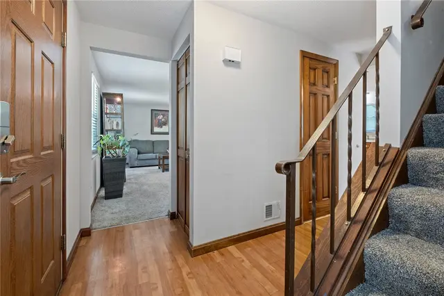 3530 Woodlake Dr gallery image 7