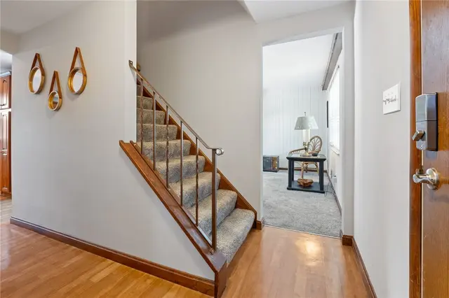 3530 Woodlake Dr gallery image 46