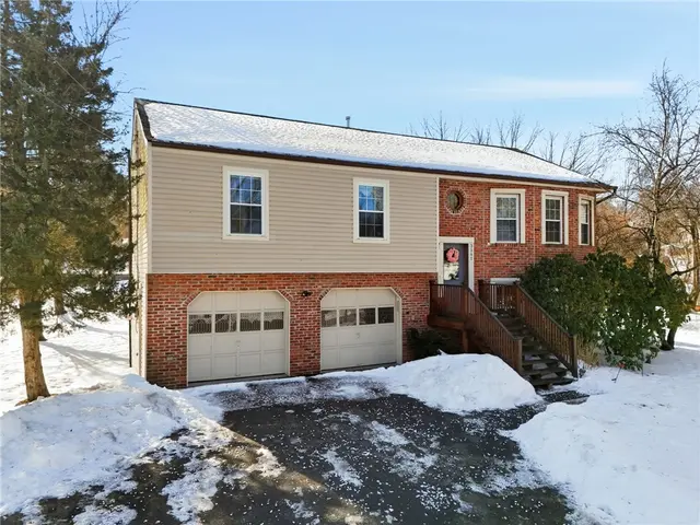 3561 Cedar Ridge Rd gallery image 3