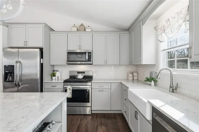 3561 Cedar Ridge Rd gallery image 9