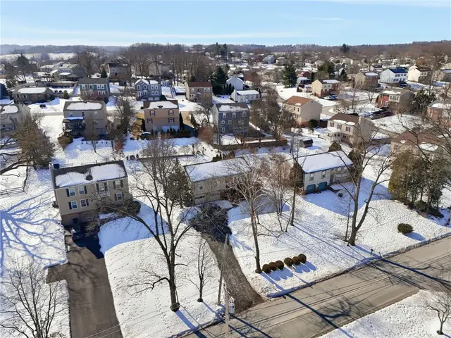 3561 Cedar Ridge Rd gallery image 19