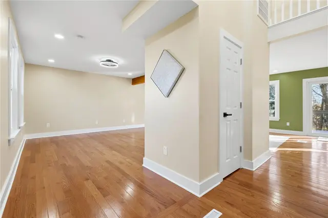 3562 Huntertown Rd gallery image 6