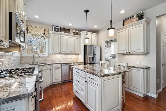 359 Ritter Rd gallery image 9