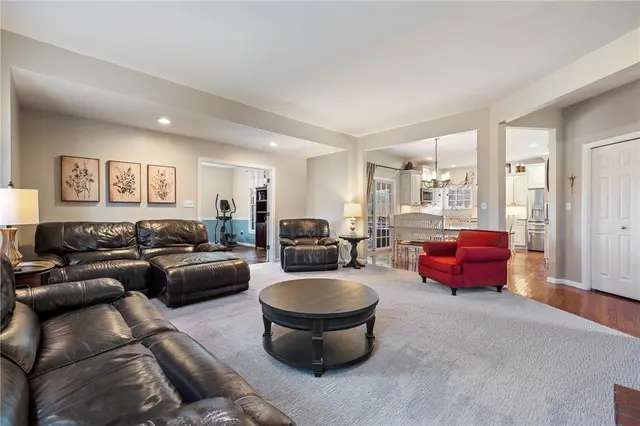359 Ritter Rd gallery image 16