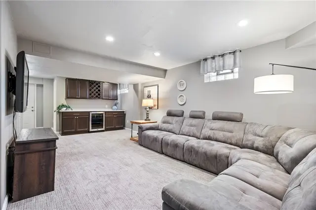 359 Ritter Rd gallery image 30