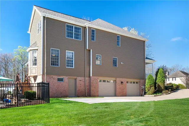 359 Ritter Rd gallery image 40