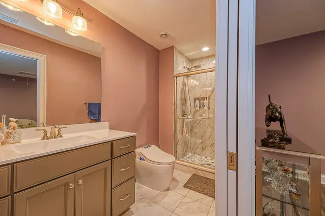 362 Highpointe DRIVE gallery image 18