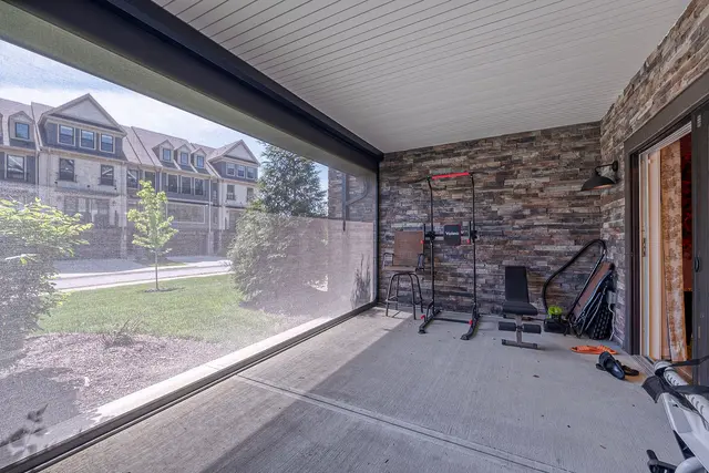 362 Highpointe DRIVE gallery image 23