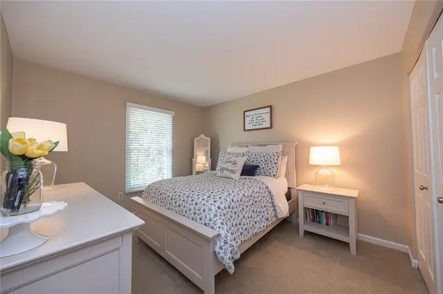366 Valerie Dr gallery image 12