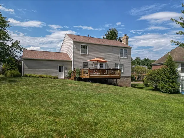 366 Valerie Dr gallery image 31