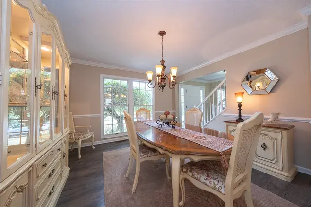 366 Valerie Dr gallery image 33