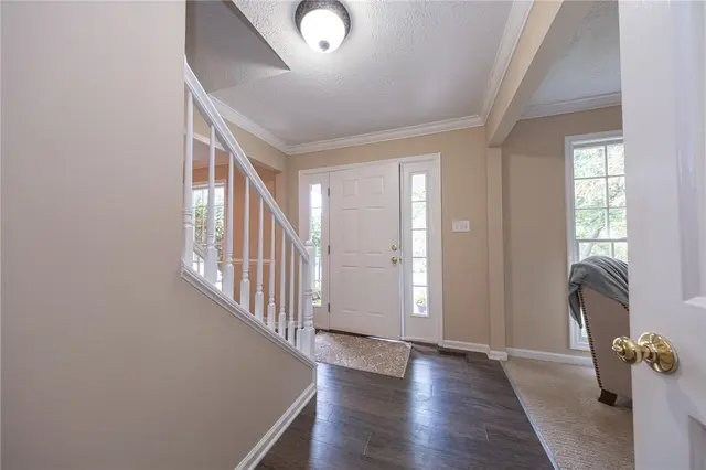 366 Valerie Dr gallery image 37