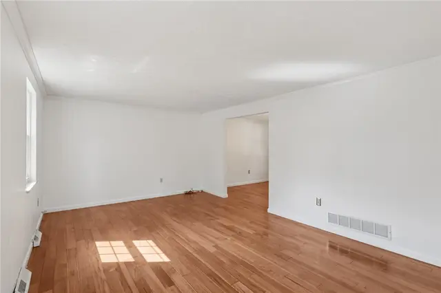 368 Seminole Ave gallery image 5