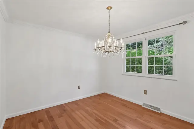368 Seminole Ave gallery image 22