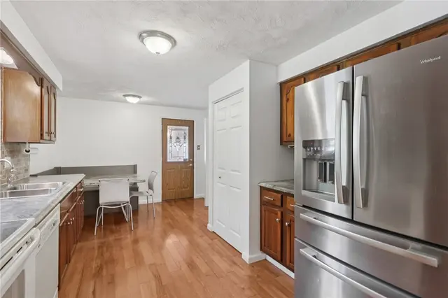 368 Seminole Ave gallery image 33