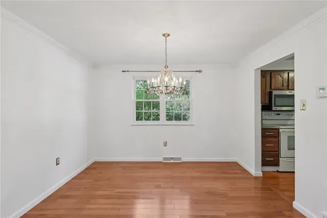 368 Seminole Ave gallery image 35