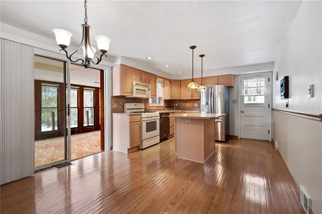 369 Haugh Drive gallery image 5
