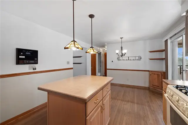369 Haugh Drive gallery image 10