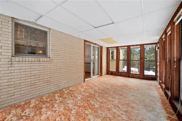 369 Haugh Drive gallery image 13
