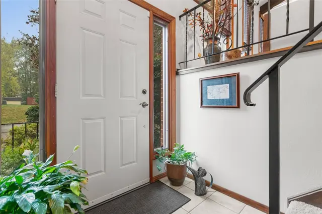 3708 Aurelia Dr gallery image 2