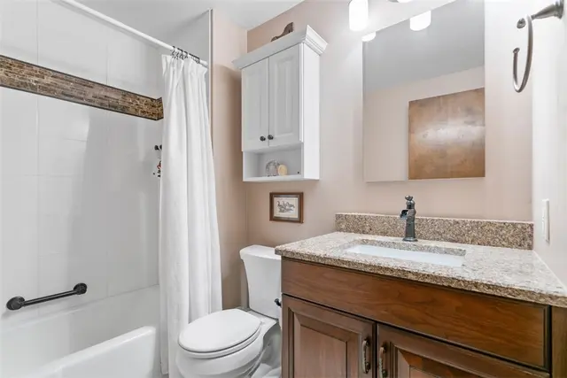 3708 Aurelia Dr gallery image 4