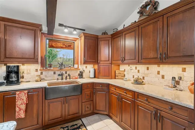 3708 Aurelia Dr gallery image 7