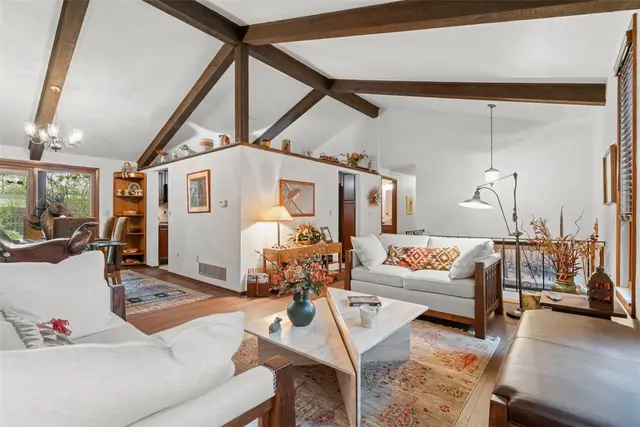3708 Aurelia Dr gallery image 26