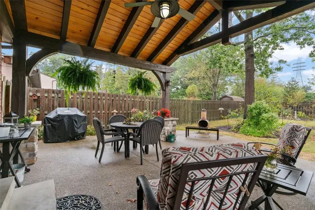 3708 Aurelia Dr gallery image 27