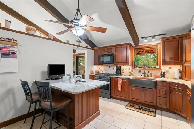 3708 Aurelia Dr gallery image 34
