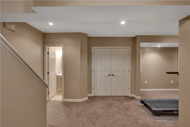 371 Marshall Heights Dr gallery image 6
