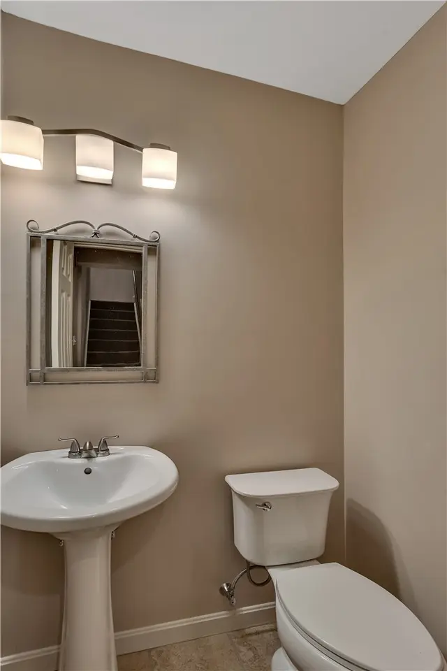 371 Marshall Heights Dr gallery image 7