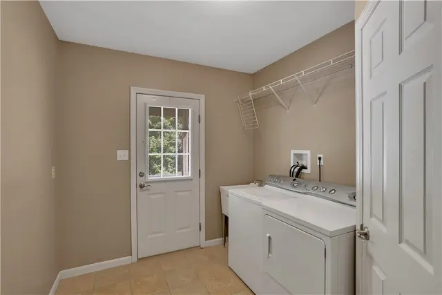 371 Marshall Heights Dr gallery image 11