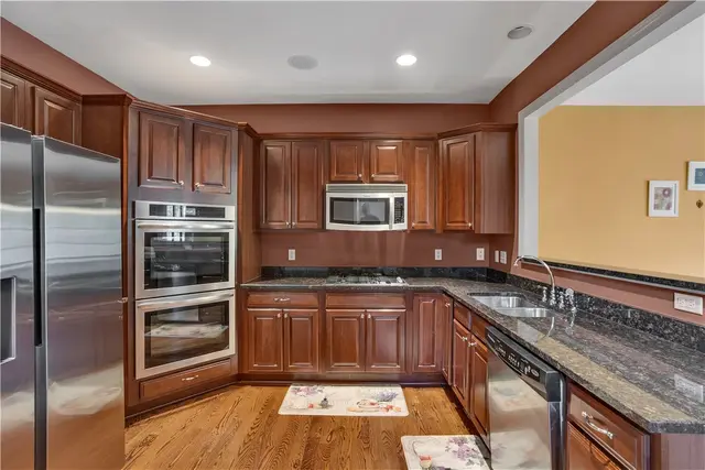 371 Marshall Heights Dr gallery image 19