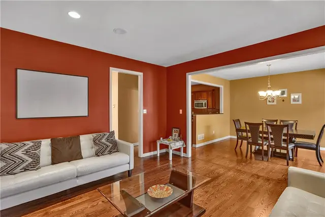 371 Marshall Heights Dr gallery image 37