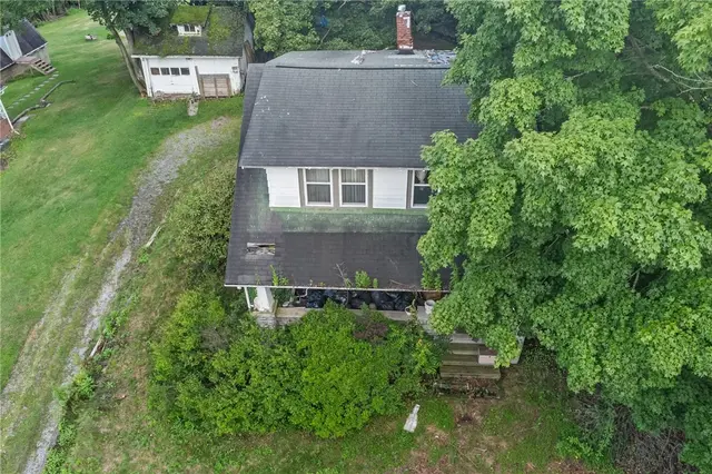 3755 Bakerstown Road gallery image 3