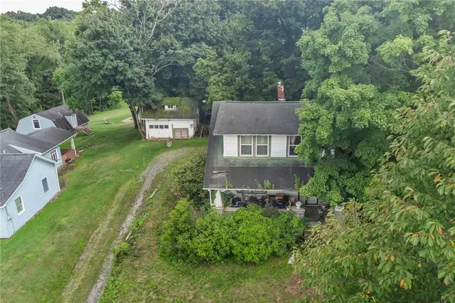 3755 Bakerstown Road gallery image 9