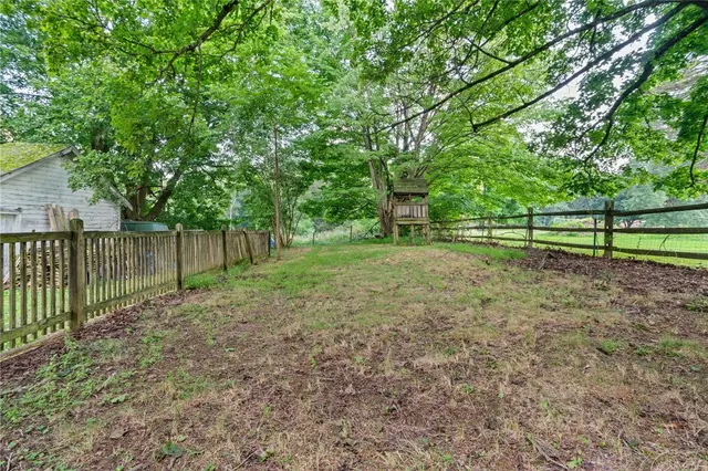 3755 Bakerstown Road gallery image 11
