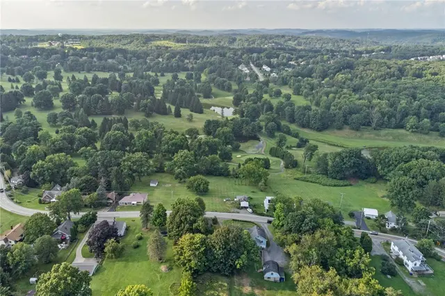 3755 Bakerstown Road gallery image 14