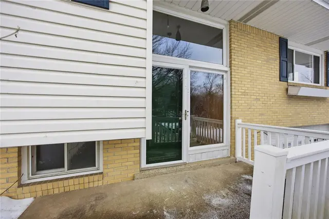 3801 Greenfield Rd gallery image 7