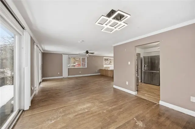 3801 Greenfield Rd gallery image 15