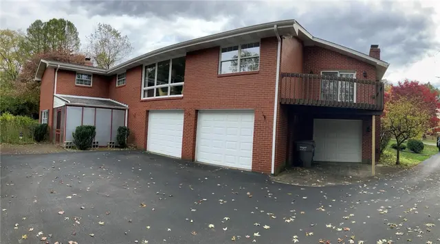3816 Hilltop Dr gallery image 12