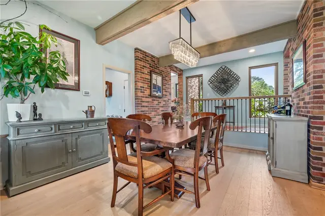 3824 Cedar Ridge Rd gallery image 3