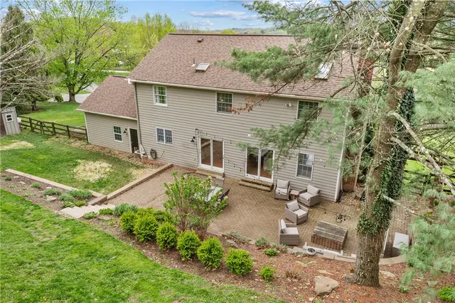 3841 Kim Ln gallery image 14