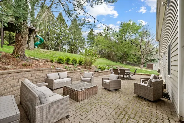 3841 Kim Ln gallery image 33
