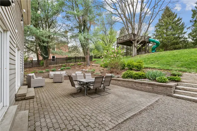 3841 Kim Ln gallery image 34