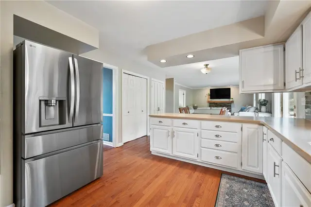3841 Kim Ln gallery image 40
