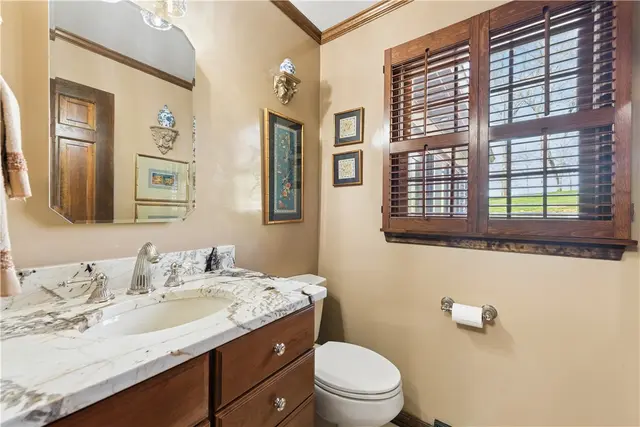 3863 Grove Road gallery image 19